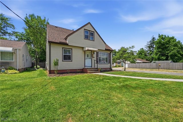 5010 Claremont Boulevard, Garfield Heights, OH 44125