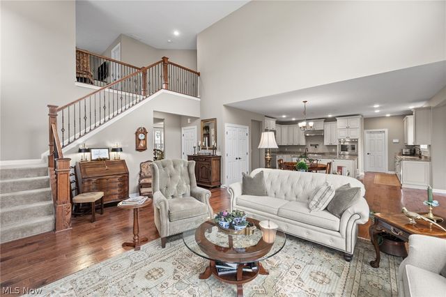 12554 Meadowview Drive, North Royalton, OH 44133
