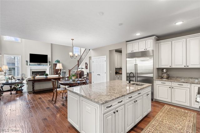 12554 Meadowview Drive, North Royalton, OH 44133