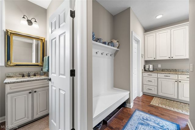 12554 Meadowview Drive, North Royalton, OH 44133