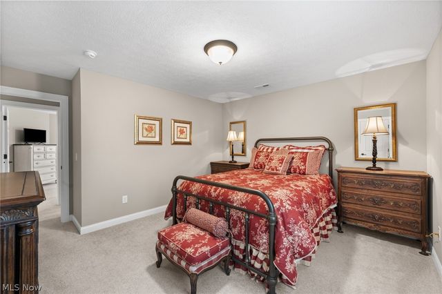 12554 Meadowview Drive, North Royalton, OH 44133