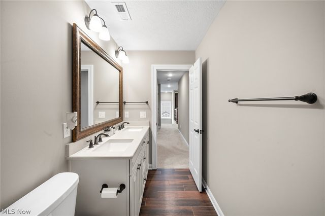 12554 Meadowview Drive, North Royalton, OH 44133