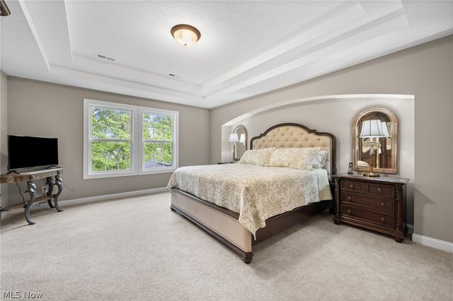 12554 Meadowview Drive, North Royalton, OH 44133
