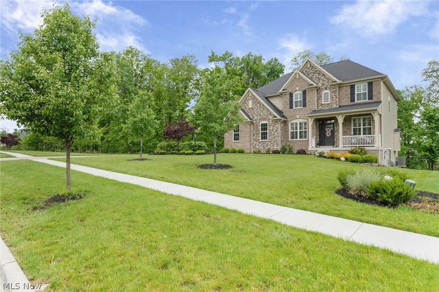 12554 Meadowview Drive, North Royalton, OH 44133