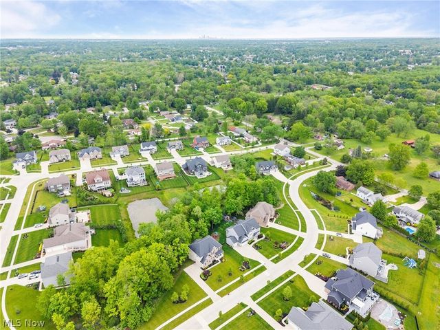 12554 Meadowview Drive, North Royalton, OH 44133