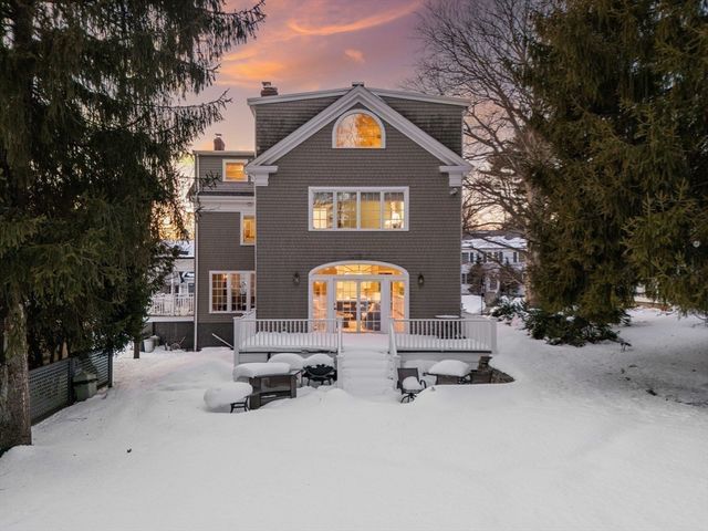 240 Upland Rd, Newton, MA 02460