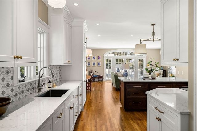 240 Upland Rd, Newton, MA 02460