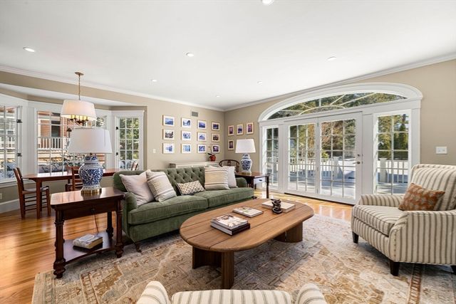 240 Upland Rd, Newton, MA 02460