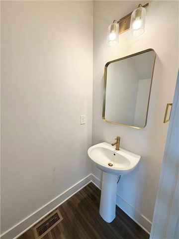 1275 Viney Place NW 12, Atlanta, GA 30318