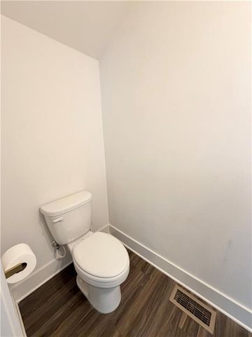 1275 Viney Place NW 12, Atlanta, GA 30318