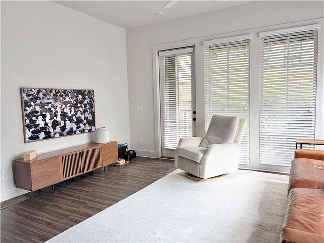 1275 Viney Place NW 12, Atlanta, GA 30318