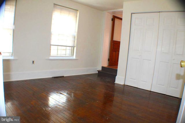 4417 BAKER ST, Philadelphia, PA 19127