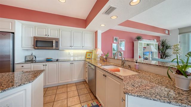 4561 GULF OF MEXICO DRIVE 202, Longboat Key, FL 34228