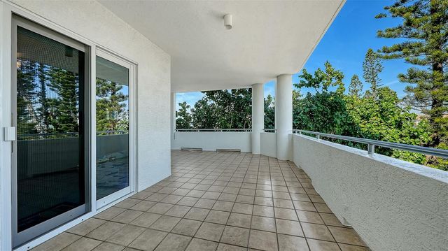 4561 GULF OF MEXICO DRIVE 202, Longboat Key, FL 34228
