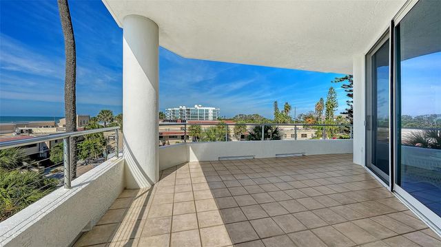 4561 GULF OF MEXICO DRIVE 202, Longboat Key, FL 34228