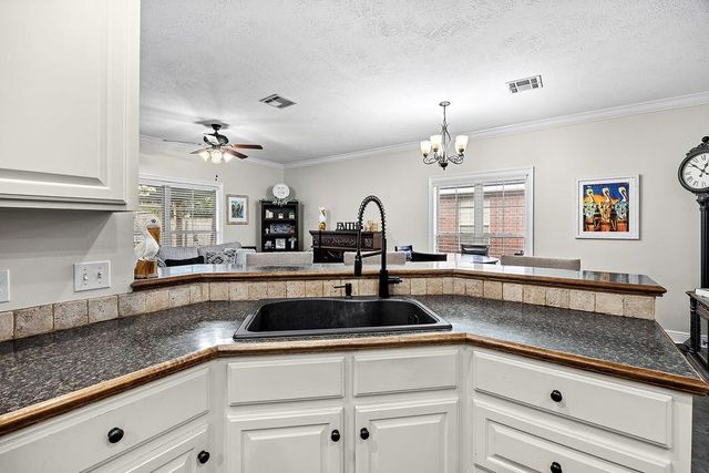1220 Adam Lane, Sulphur, LA 70663