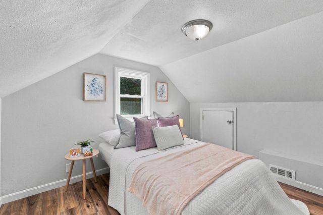 181 Parker Rd, Lancaster, MA 01523