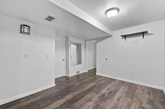 181 Parker Rd, Lancaster, MA 01523
