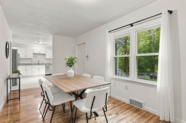 181 Parker Rd, Lancaster, MA 01523