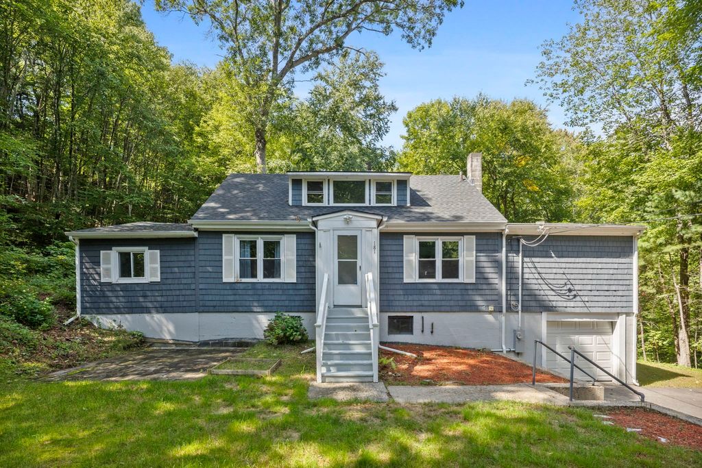181 Parker Rd, Lancaster, MA 01523