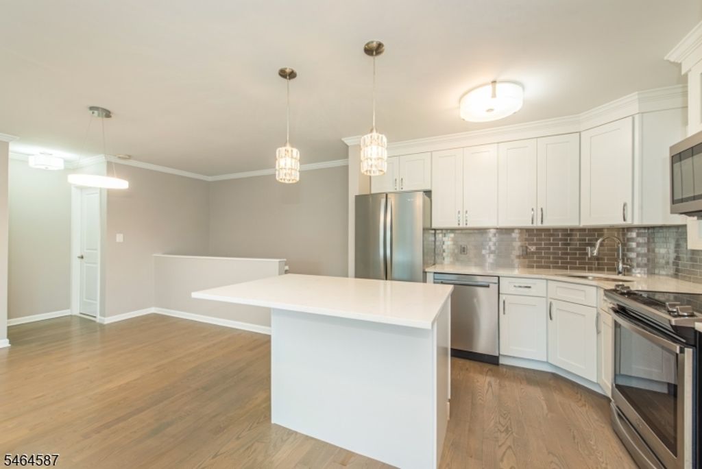 114 Brandywyne Dr, Florham Park Boro, NJ 07932 — photo 4