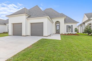 206 Big Lake Run, Youngsville, LA 70592