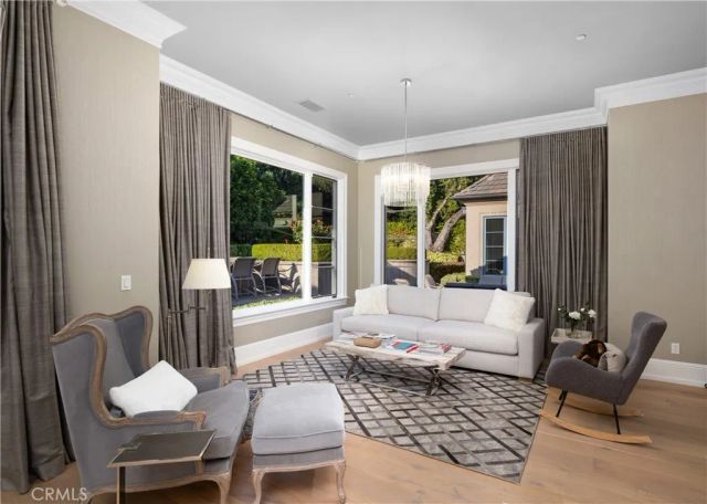935 W Foothill Boulevard, Arcadia, CA 91006