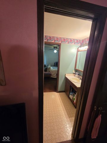 1007 Parkway Drive, Anderson, IN 46012