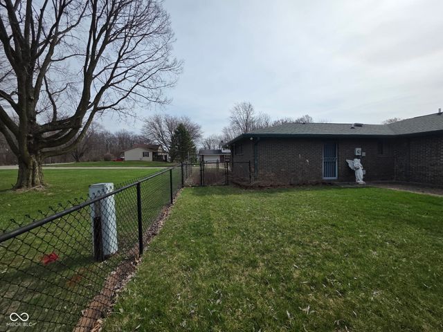 1007 Parkway Drive, Anderson, IN 46012