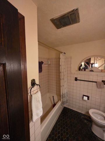 1007 Parkway Drive, Anderson, IN 46012