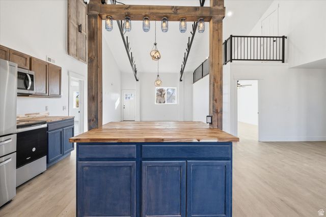 235 W 600 N, Clifton, ID 83228