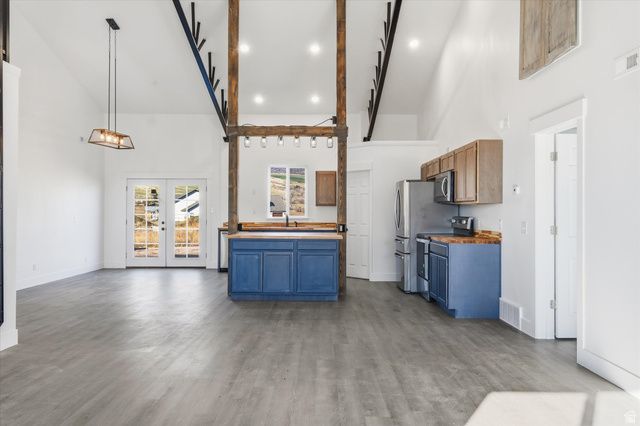 235 W 600 N, Clifton, ID 83228