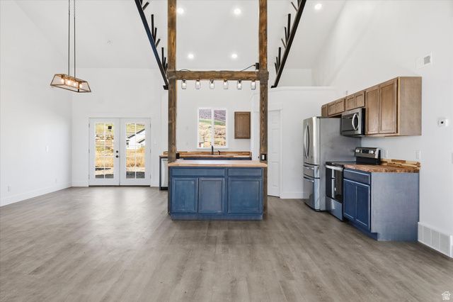 235 W 600 N, Clifton, ID 83228