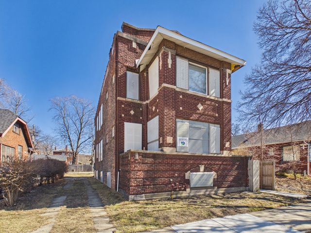 7339 S Bennett Avenue, Chicago, IL 60649