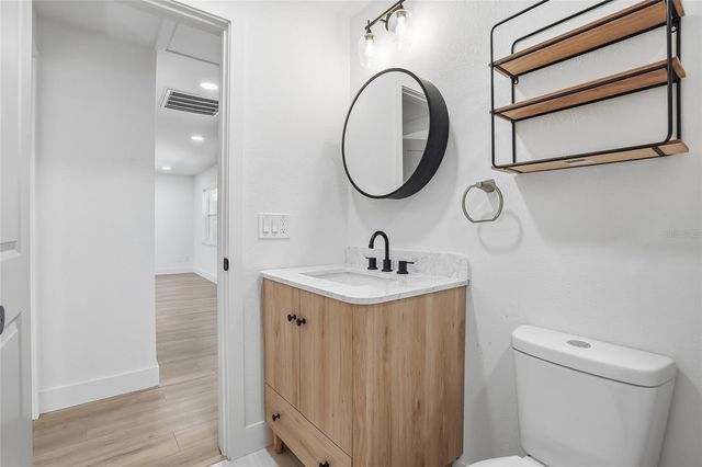 720 43RD AVENUE N, St Petersburg, FL 33703