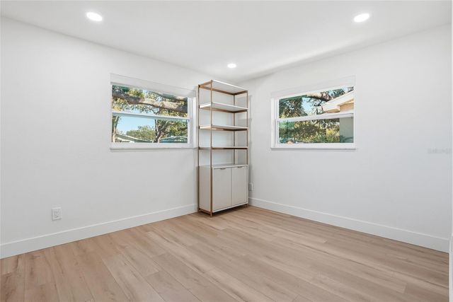 720 43RD AVENUE N, St Petersburg, FL 33703