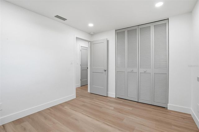 720 43RD AVENUE N, St Petersburg, FL 33703