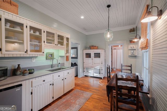 235 Glades Road, Eatonton, GA 31024