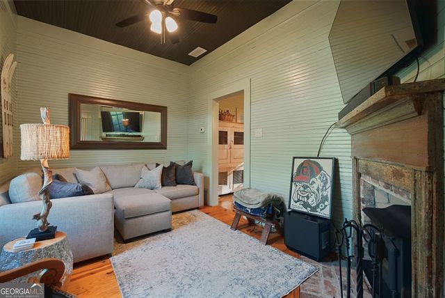 235 Glades Road, Eatonton, GA 31024