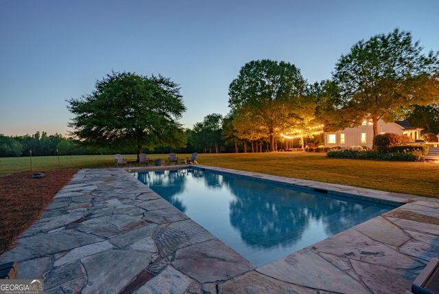 235 Glades Road, Eatonton, GA 31024