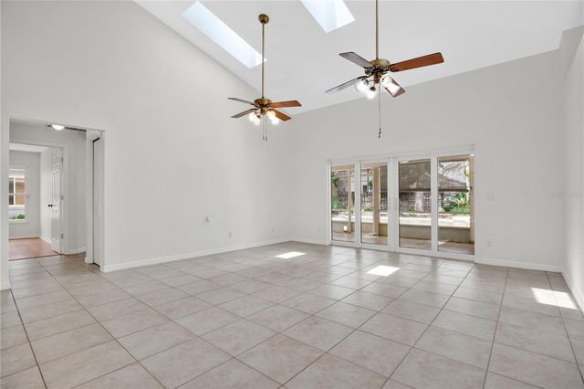 3886 KINGSTON OAKS COVE, Oviedo, FL 32765