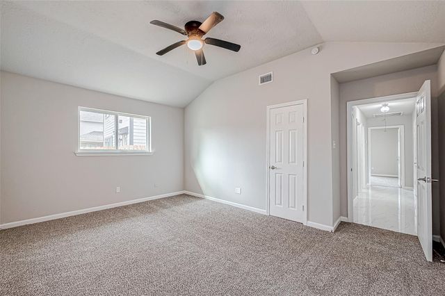 635 Tarpaulin Way, Crosby, TX 77532