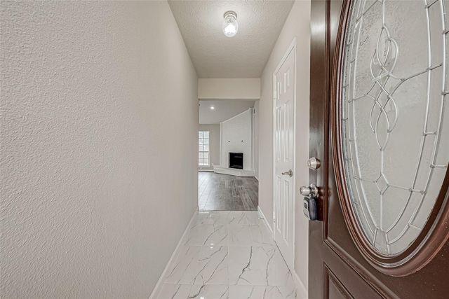 635 Tarpaulin Way, Crosby, TX 77532