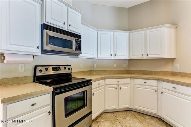 862 E PARKVIEW Place E, Fernandina Beach, FL 32034