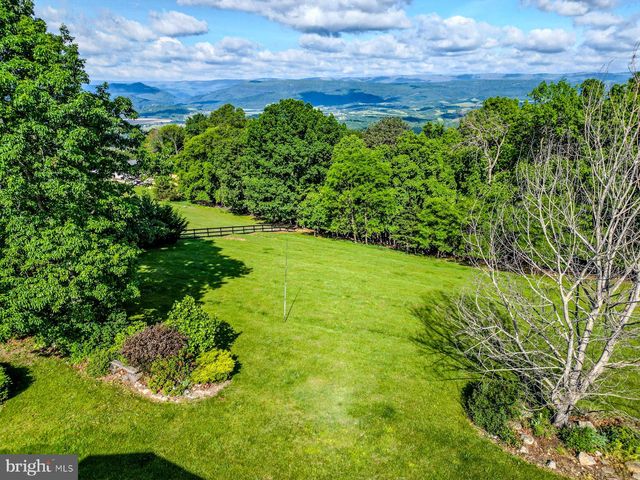 58 BRYNNER DRIVE, Petersburg, WV 26847