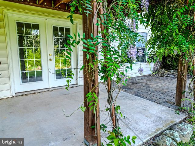 58 BRYNNER DRIVE, Petersburg, WV 26847