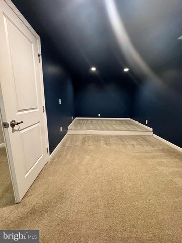 6810 LAKE ANNE CT, Warrenton, VA 20187