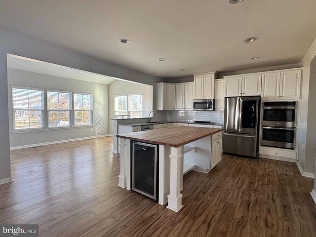 6810 LAKE ANNE CT, Warrenton, VA 20187