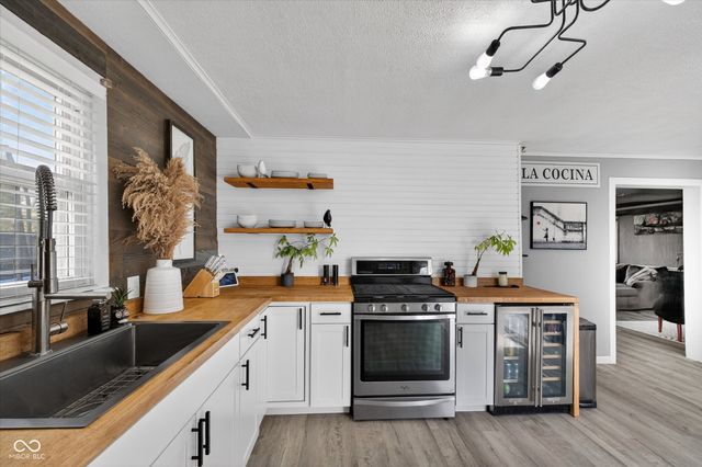 10339 Wilson Road, Brownsburg, IN 46112