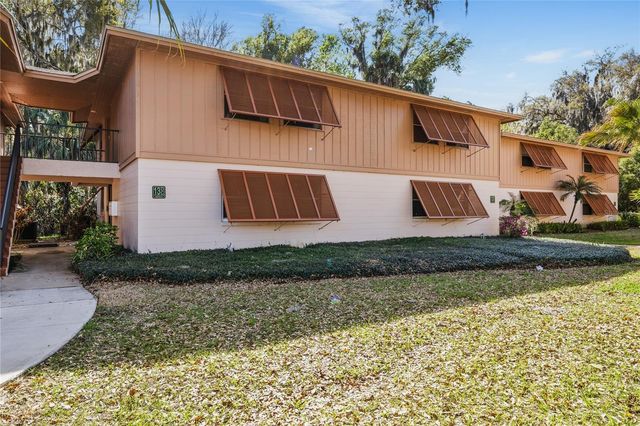 100 SWEETGUM WOODS COURT 13D, Deltona, FL 32725